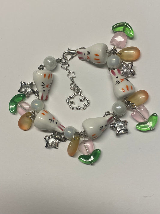 ‘Rabbit in the yard’ - Bracelet